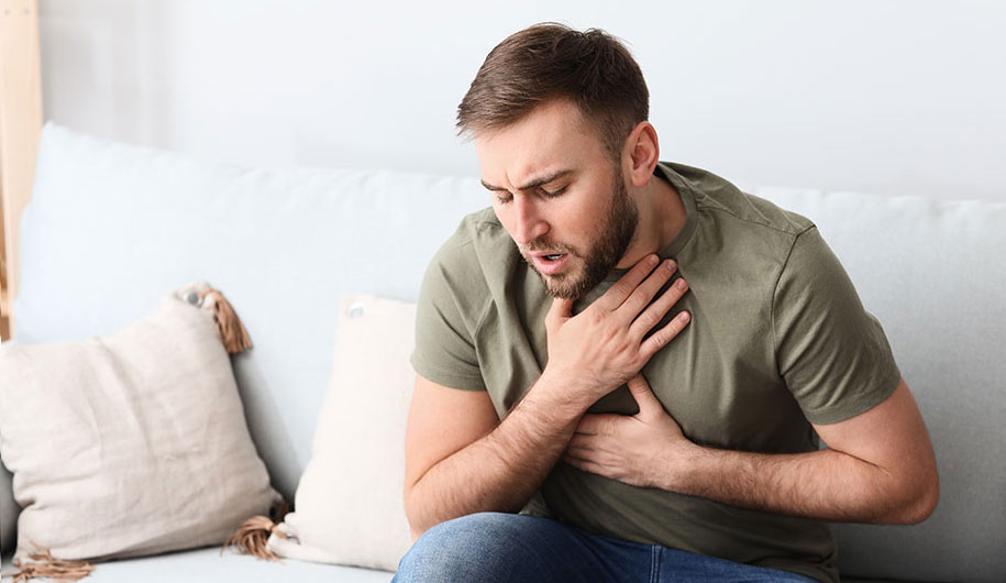 چه موادی علائم آسم را تشدید می کند