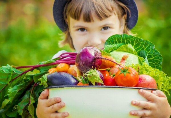 این مواد غذایی سیستم ایمنی بدن را به مرور ضعیف می‌کند