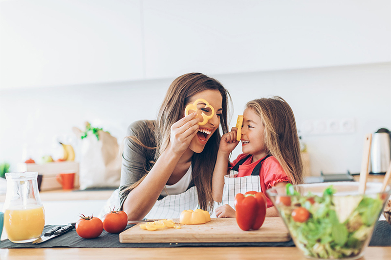چگونه کودکان را به مصرف غذاهای ارگانیک تشویق کنیم ؟