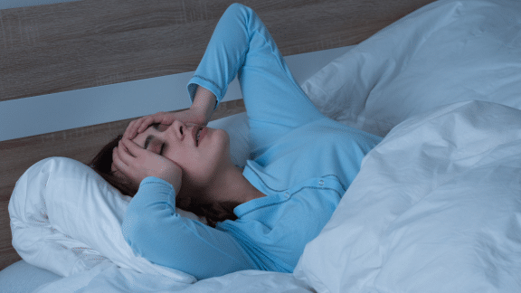 ارتباط بین اختلالات خواب و مشکلات بینایی چیست ؟